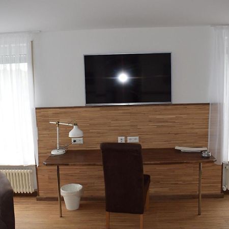 Apartments mit Klimaanlage am Neckarufer Bad Friedrichshall Bagian luar foto